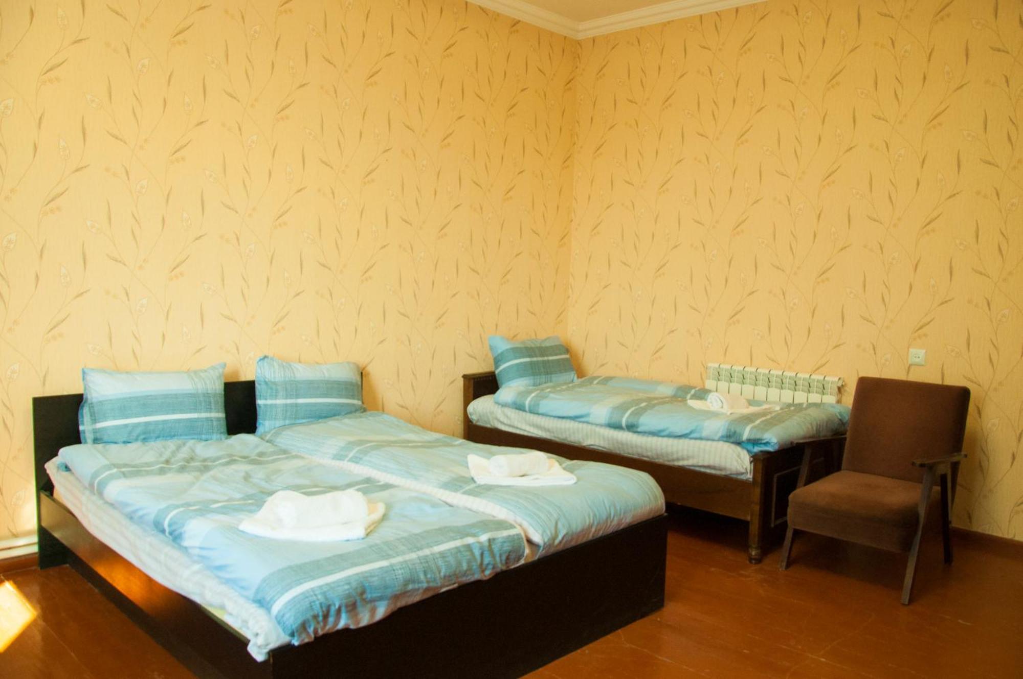 Azhdahak B&B In Geghashen , Abovyan Zewnętrze zdjęcie