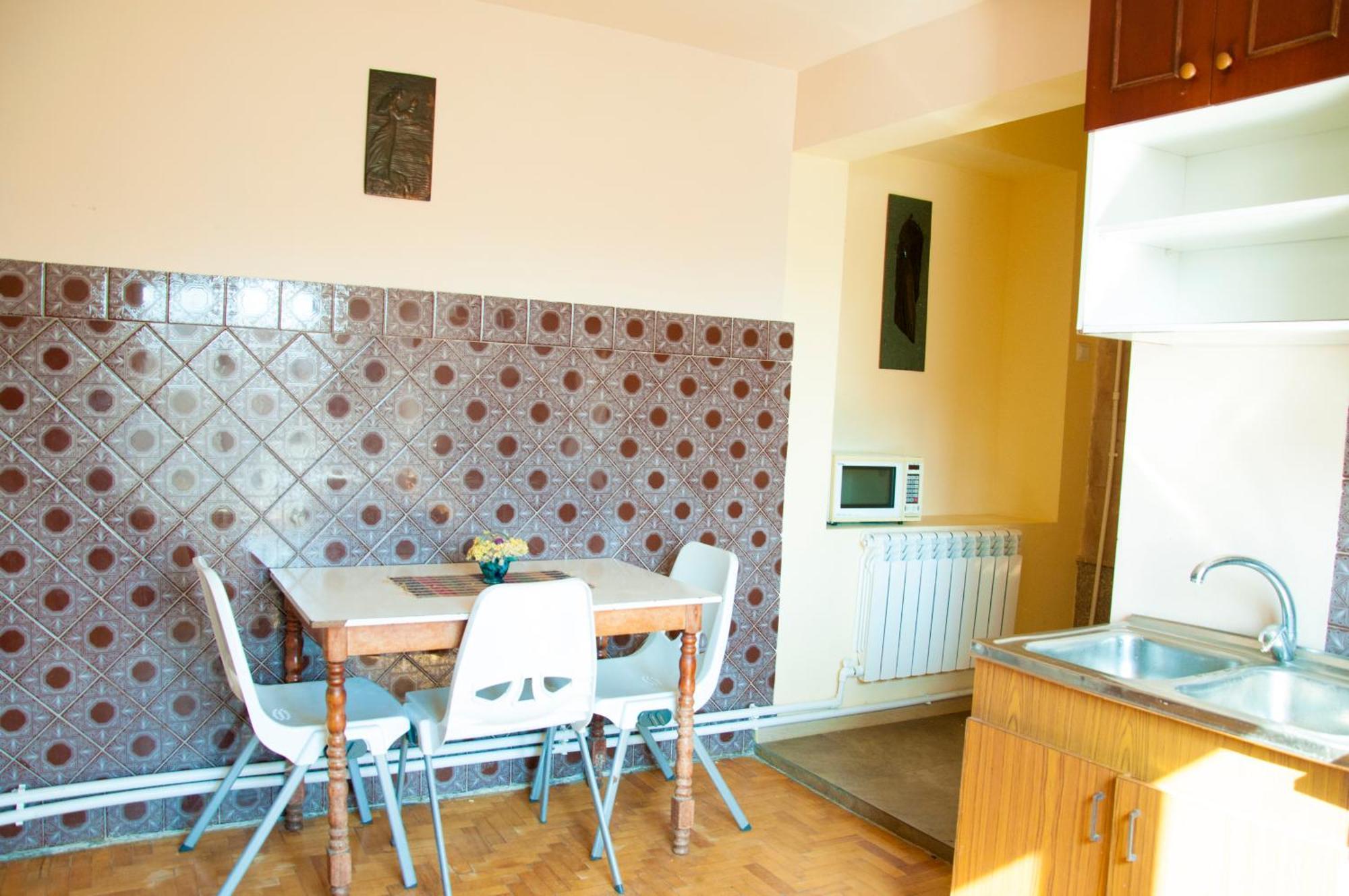 Azhdahak B&B In Geghashen , Abovyan Zewnętrze zdjęcie