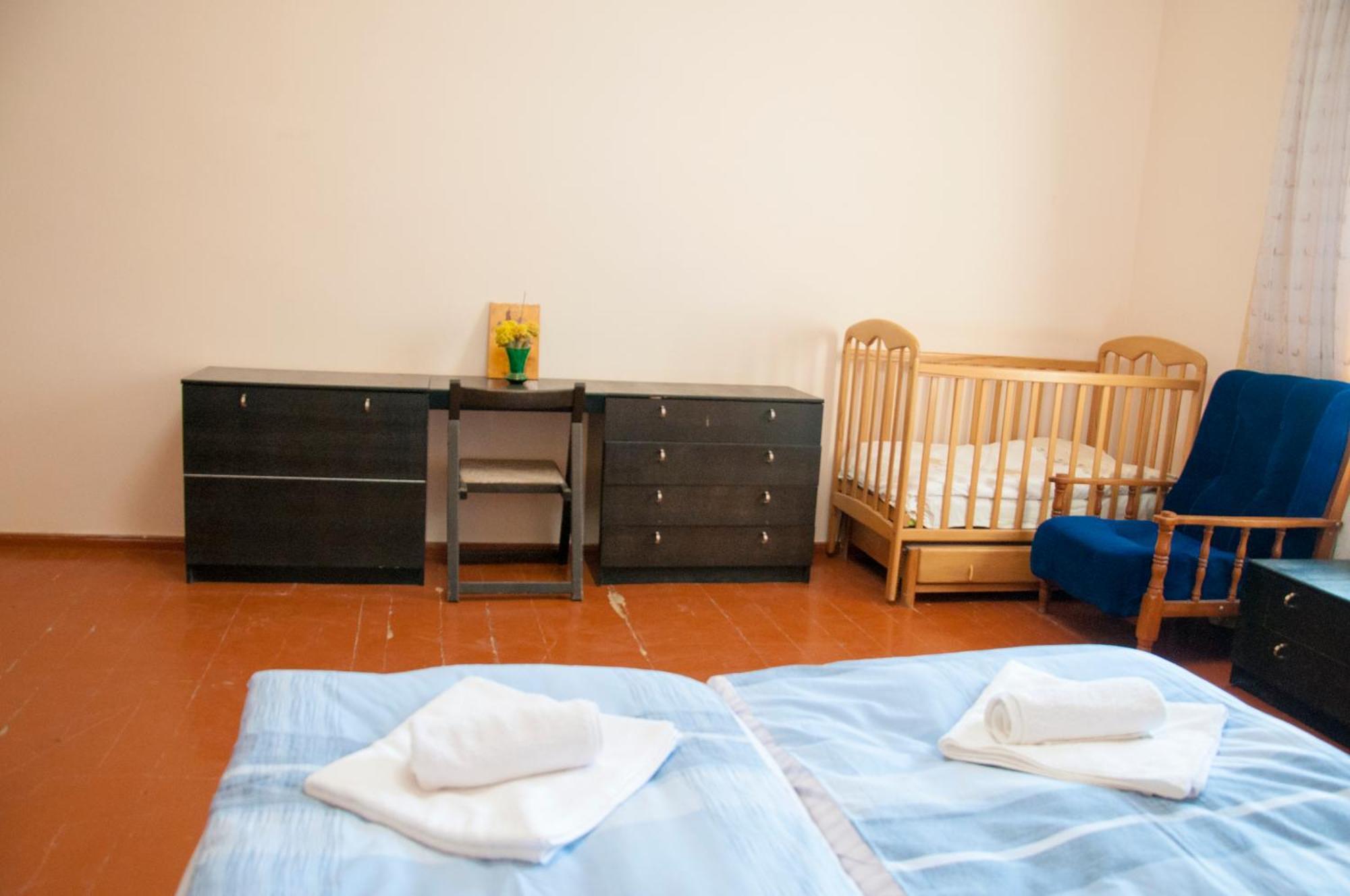 Azhdahak B&B In Geghashen , Abovyan Zewnętrze zdjęcie
